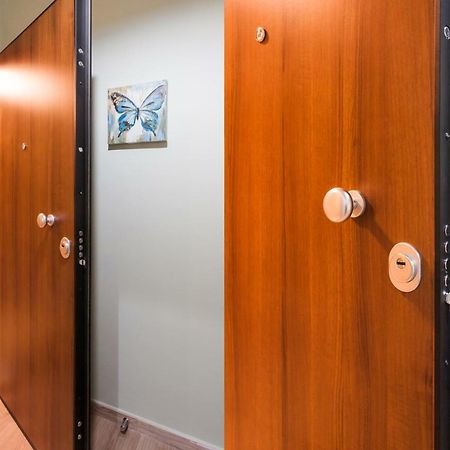 Modern Antique Private Rooms With Shared Bathroom Near To Acropolis Museum And Metro Station Αθήνα Εξωτερικό φωτογραφία