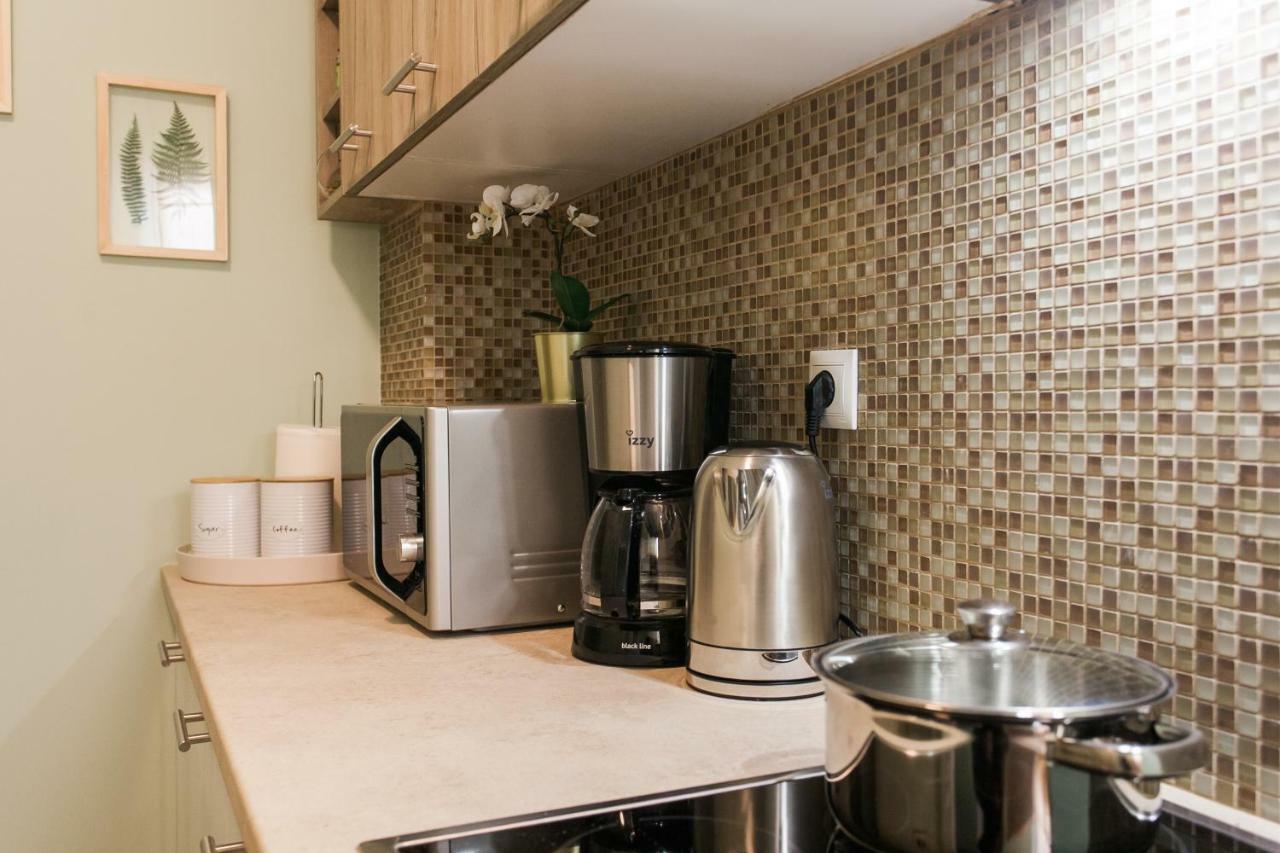Modern Antique Private Rooms With Shared Bathroom Near To Acropolis Museum And Metro Station Αθήνα Εξωτερικό φωτογραφία